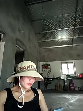 Lilinn  online show from 9, 4, 2026