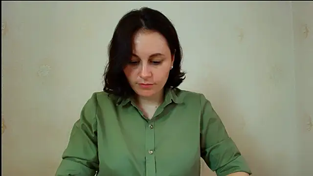 Inessa beauty online show from 15, 4, 2026