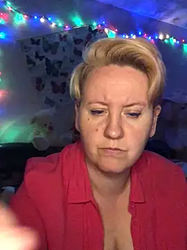 Snapshot of SofiaAmour chatting on 9, 4, 2026 SofiaAmour online show from 9, 4, 2026
