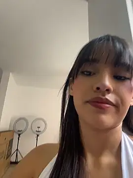 Snapshot of Mia-villalobos chatting on 29, 7, 2026 Mia-villalobos online show from 29, 7, 2026