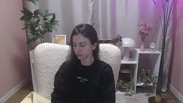 Snapshot of MistyBree chatting on 1, 4, 2026 MistyBree online show from 1, 4, 2026