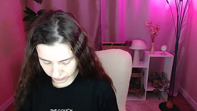 Snapshot of MistyBree chatting on 5, 4, 2026 MistyBree online show from 5, 4, 2026