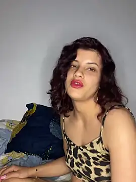 Snapshot of MommySexxy23 chatting on 10, 5, 2026 MommySexxy23 online show from 10, 5, 2026