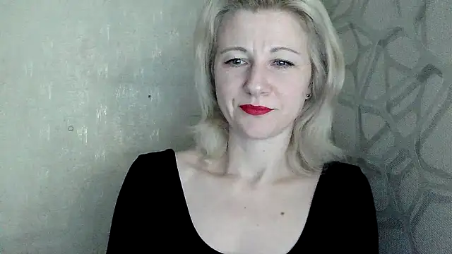 Snapshot of Katerina-Kissa chatting on 3, 3, 2026 Katerina-Kissa online show from 3, 3, 2026
