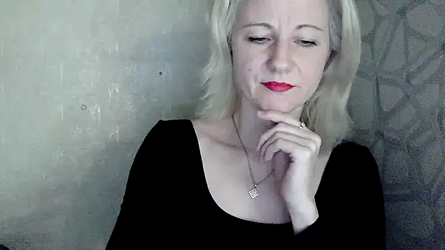 Katerina-Kissa online show from 18, 4, 2026