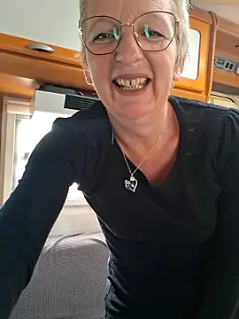 lescoquinsdu40 online show from 5, 3, 2026