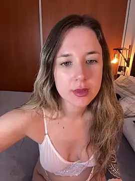 Snapshot of soytina_virtuall chatting on 9, 4, 2026 soytina virtuall online show from 9, 4, 2026