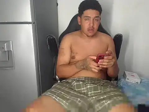 Snapshot of simonxxxlbear chatting on 28, 2, 2026 simonxxxlbear online show from 28, 2, 2026