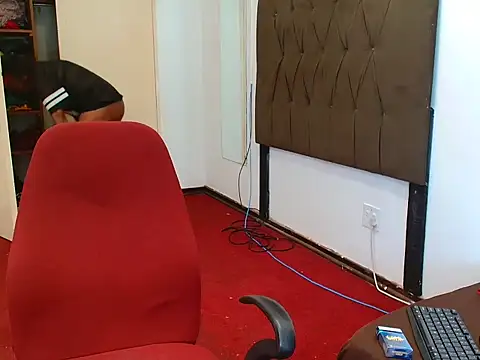 SpicyKittyxxx online show from 16, 3, 2026