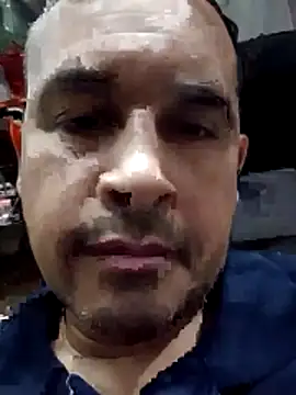 Ezehombre online show from 4, 4, 2026
