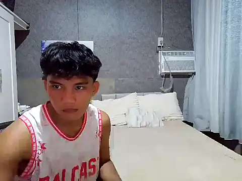 Snapshot of marksurelyhard chatting on 13, 4, 2026 marksurelyhard online show from 13, 4, 2026