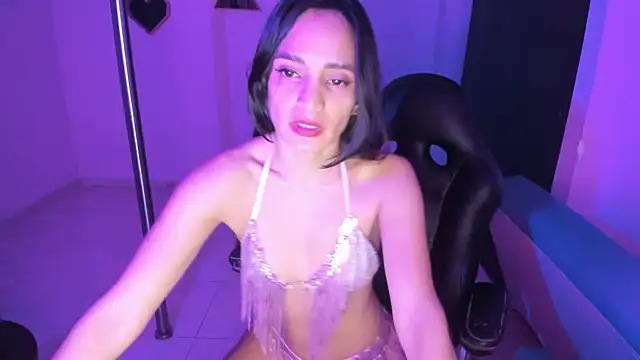 doll katiuska online show from 14, 6, 2026
