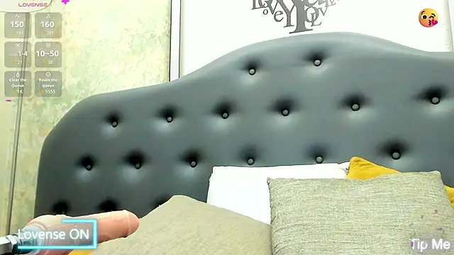 Steissy cossio online show from 2, 3, 2026