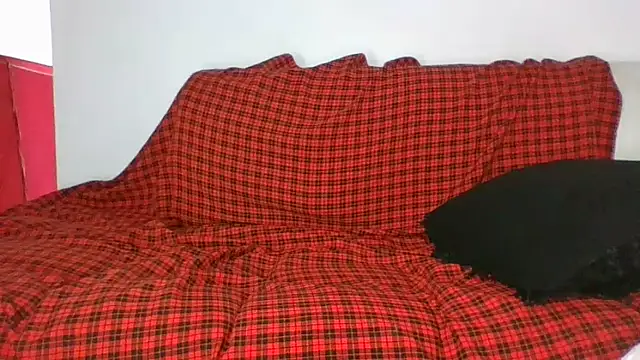 Busty Bby online show from 17, 3, 2026