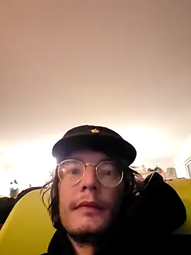 Snapshot of KinkyKittyBoy chatting on 25, 4, 2026 KinkyKittyBoy online show from 25, 4, 2026
