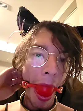 Snapshot of KinkyKittyBoy chatting on 13, 5, 2026 KinkyKittyBoy online show from 13, 5, 2026
