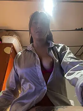 stefanyqueen69 online show from 9, 4, 2026