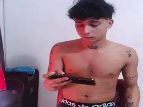 Alejo bigdick21 online show from 5, 3, 2026