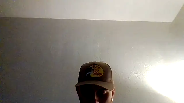 Snapshot of TallHungandCloudy69 chatting on 4, 3, 2026 TallHungandCloudy69 online show from 4, 3, 2026