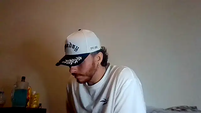 TallHungandCloudy69 online show from 1, 4, 2026