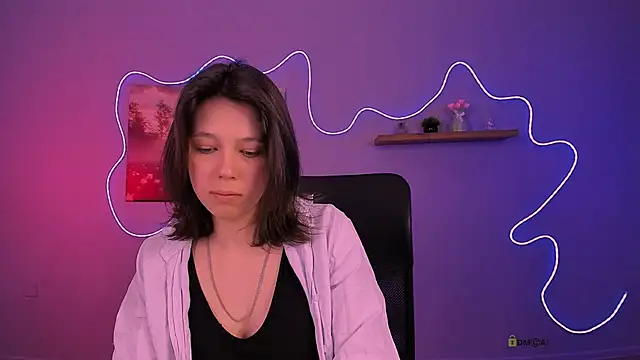 Snapshot of aria_wild_ chatting on 4, 5, 2026 aria wild online show from 4, 5, 2026
