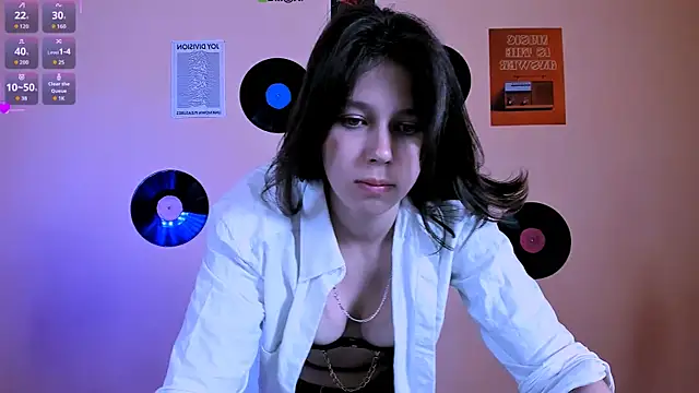 Snapshot of aria_wild_ chatting on 14, 6, 2026 aria wild online show from 14, 6, 2026