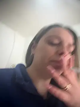 diavola bionda online show from 2, 3, 2026