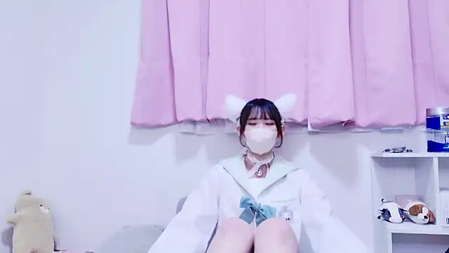 Snapshot of EMIRI_0426 chatting on 16, 4, 2026 EMIRI 0426 online show from 16, 4, 2026