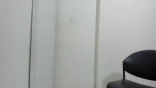 Snapshot of saraladys chatting on 29, 4, 2026 saraladys online show from 29, 4, 2026