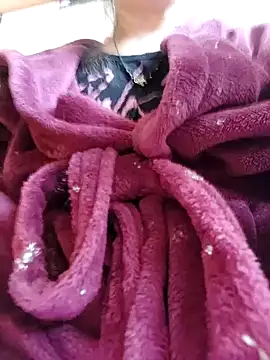 Snapshot of anayss17 chatting on 2, 3, 2026 anayss17 online show from 2, 3, 2026