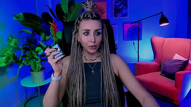Snapshot of MonicaRiley chatting on 30, 4, 2026 MonicaRiley online show from 30, 4, 2026