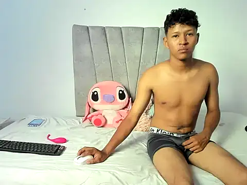 Snapshot of Andreina_evans chatting on 19, 7, 2026 Andreina evans online show from 19, 7, 2026