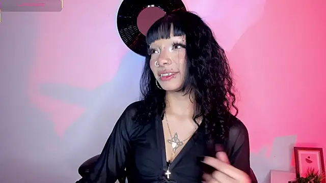 Snapshot of Naff_eratu chatting on 21, 6, 2026 Naff eratu online show from 21, 6, 2026