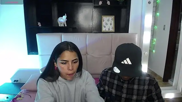  chloe 1 online show from 17, 4, 2026