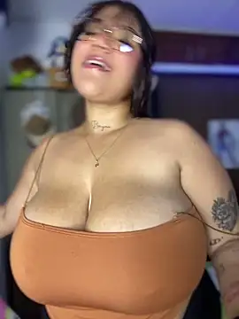 Snapshot of michellesexxxy3 chatting on 30, 4, 2026 michellesexxxy3 online show from 30, 4, 2026
