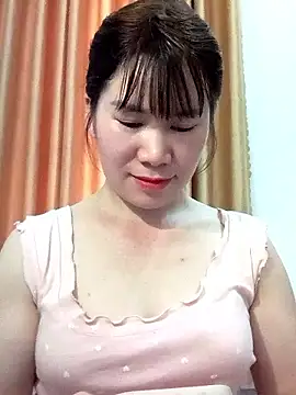 Snapshot of Bondgirl_9 chatting on 16, 5, 2026 Bondgirl 9 online show from 16, 5, 2026