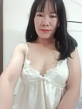 Snapshot of Bondgirl_9 chatting on 28, 7, 2026 Bondgirl 9 online show from 28, 7, 2026