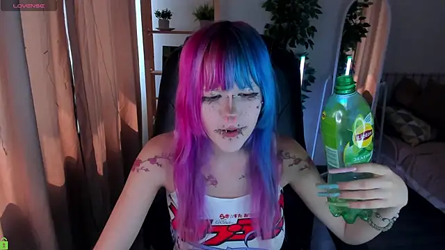 Necucuby online show from 4, 7, 2026