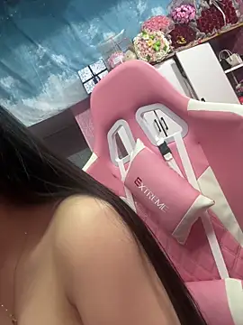 hot-cumplay online show from 27, 5, 2026