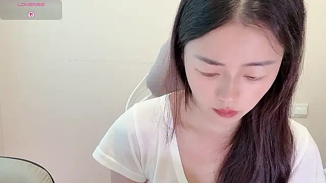 Snapshot of jinxiyao01 chatting on 4, 7, 2026 jinxiyao01 online show from 4, 7, 2026