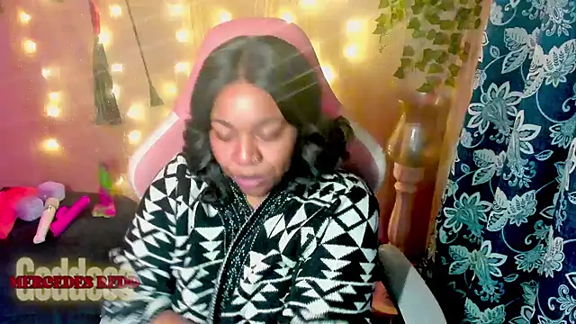 Goddess MercedesRedd online show from 25, 4, 2026