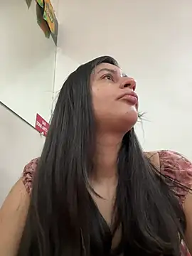 Geovana blan online show from 11, 4, 2026