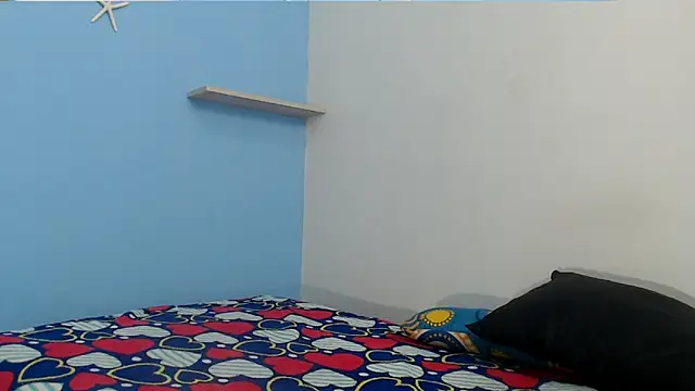 Snapshot of zoecute5817 chatting on 29, 5, 2026 zoecute5817 online show from 29, 5, 2026