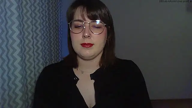 Snapshot of ClaraHard chatting on 4, 5, 2026 ClaraHard online show from 4, 5, 2026
