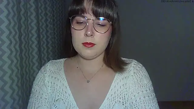 Snapshot of ClaraHard chatting on 6, 5, 2026 ClaraHard online show from 6, 5, 2026