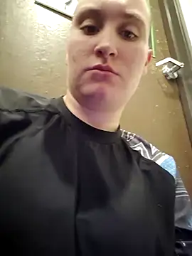 Snapshot of luckilyfound4 chatting on 14, 3, 2026 luckilyfound4 online show from 14, 3, 2026