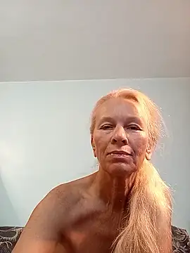 Snapshot of ViktoriaSexi1 chatting on 13, 6, 2026 ViktoriaSexi1 online show from 13, 6, 2026