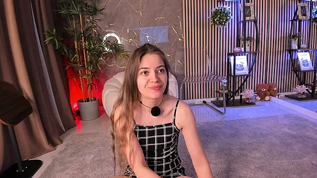 Snapshot of Velvet_Spell chatting on 23, 4, 2026 Velvet Spell online show from 23, 4, 2026