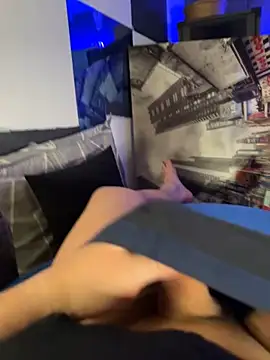 MatthewEmme2121 online show from 2, 4, 2026