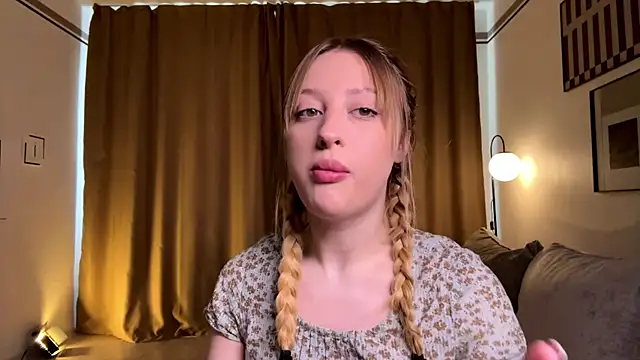 Snapshot of khalisea chatting on 8, 5, 2026 khalisea online show from 8, 5, 2026